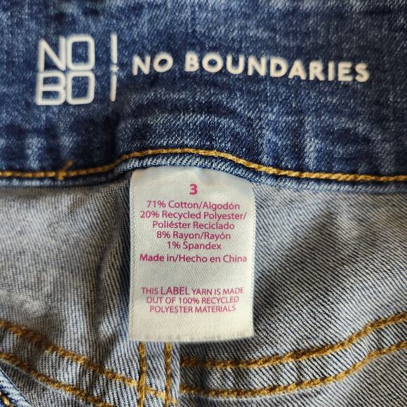 No Boundaries Junior Distressed Flare Leg Raw Hem Double Button Jeans SZ 3 Blue - Picture 7 of 11